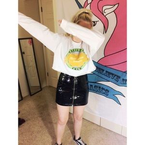 Nickelodeon Studios Cropped Long Sleeve 🧡